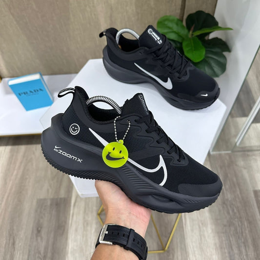 NIKE ZOOM CARITA NEGRO