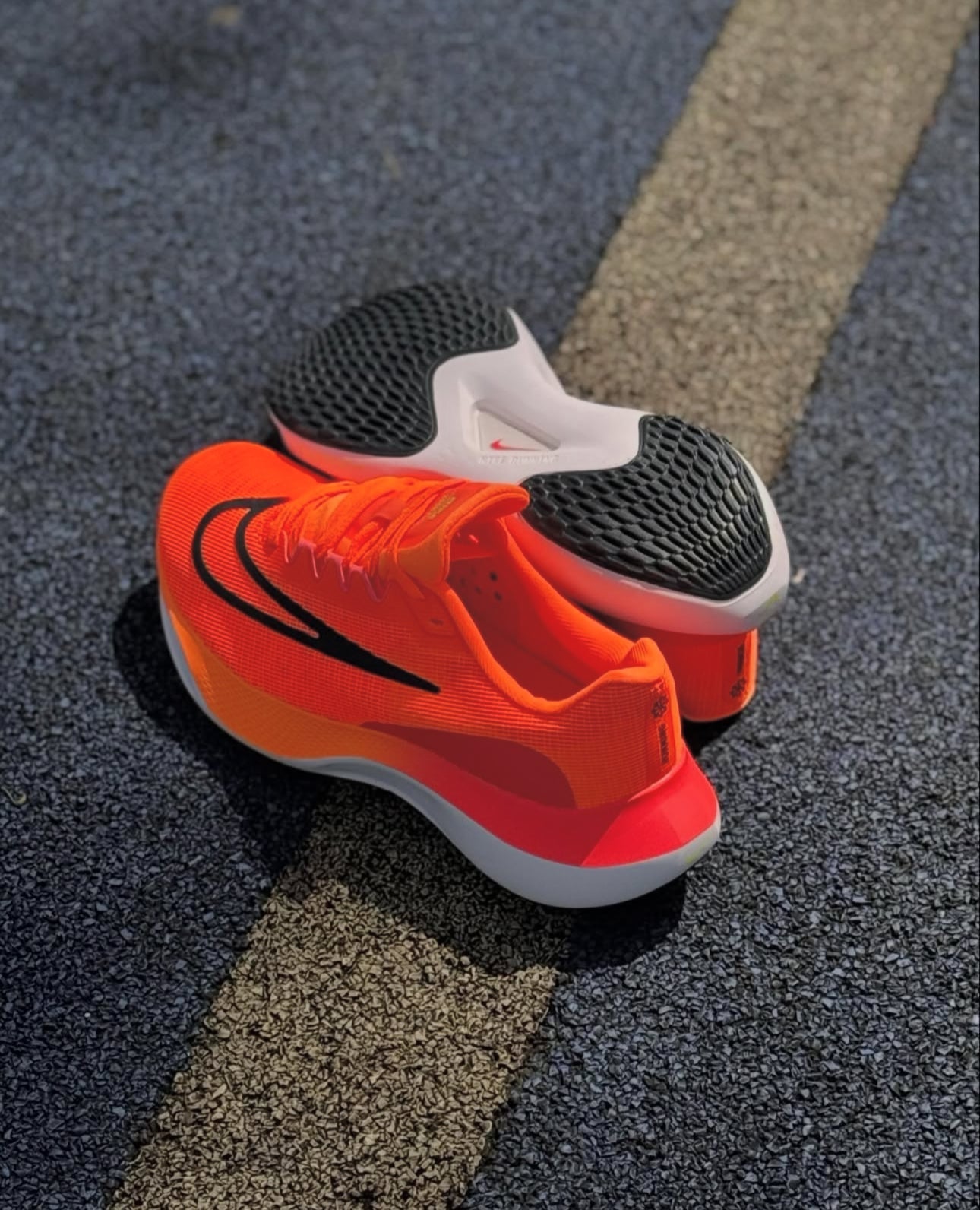 NIKE ZOOM FLY 5 NARANJA