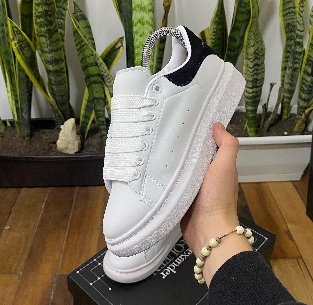 ALEXANDER MCQUEEN BLANCO