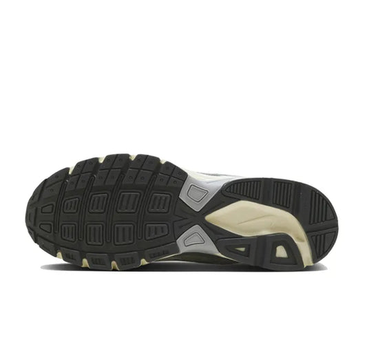 NIKE INITIATOR LIGHT BONE GREY