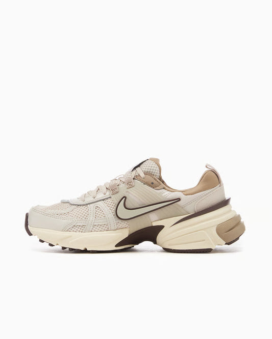 NIKE VOMERO V2K CAFE