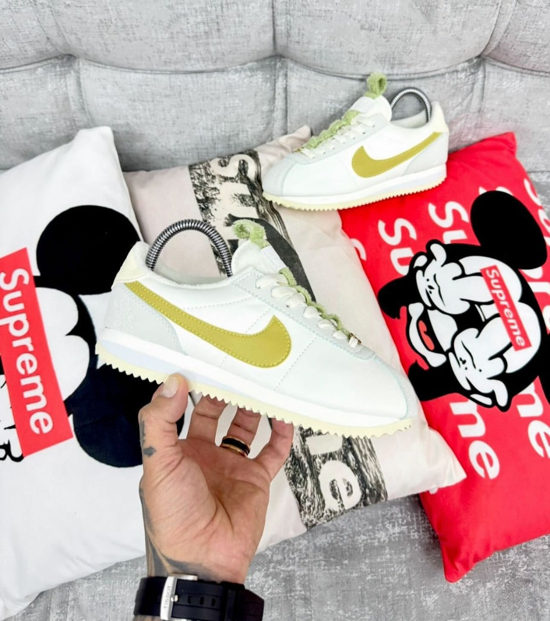 NIKE CORTEZ OLIVO