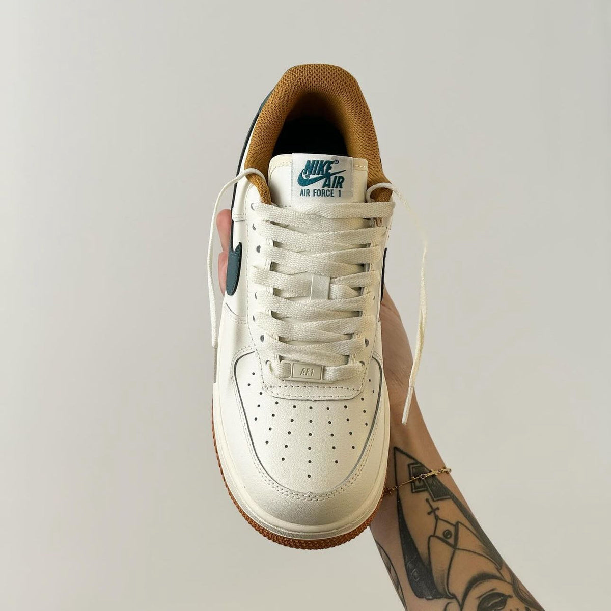AIR FORCE ONE RETRO CREAM