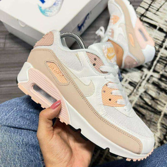 NIKE AIR MAX 90
