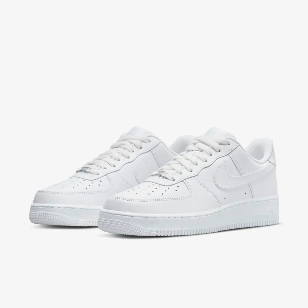 NIKE AIR FORCE ONE