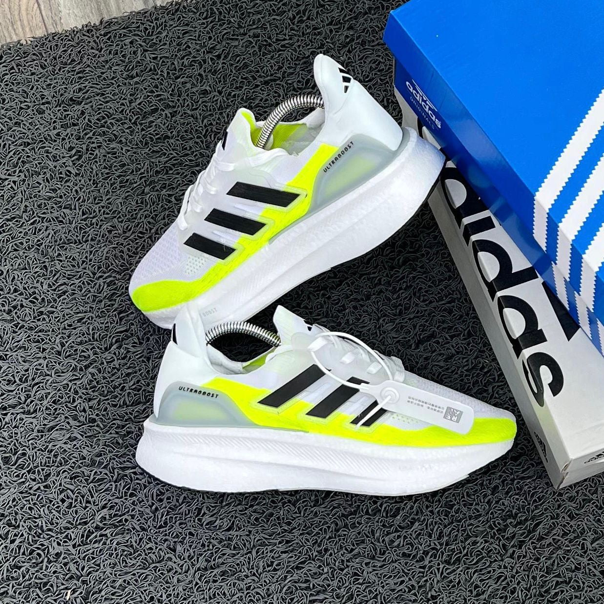 ADIDAS ULTRABOOST BLANCO VERDE