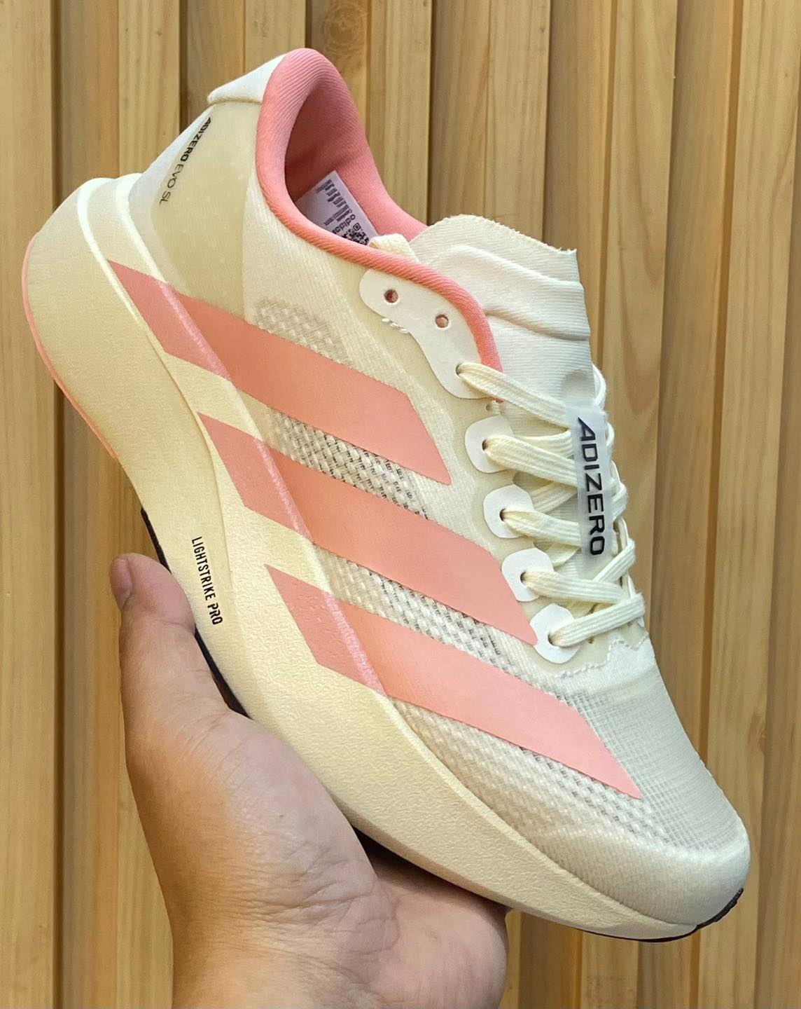 ADIDAS ADIZERO ADIOS PRO EVO 1 BEIGE ROSADO