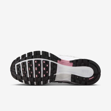 NIKE P6000