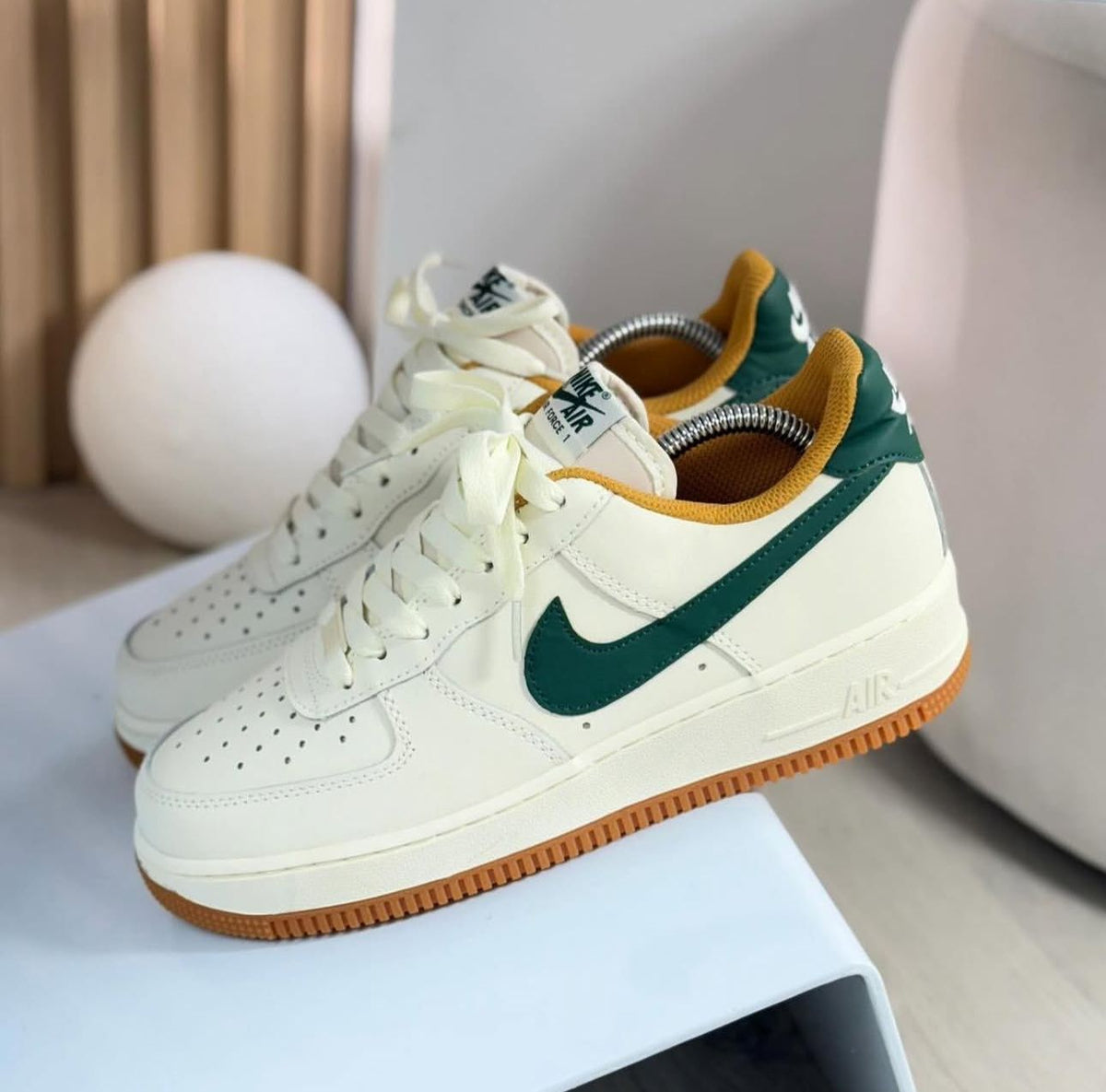 AIR FORCE ONE RETRO CREAM
