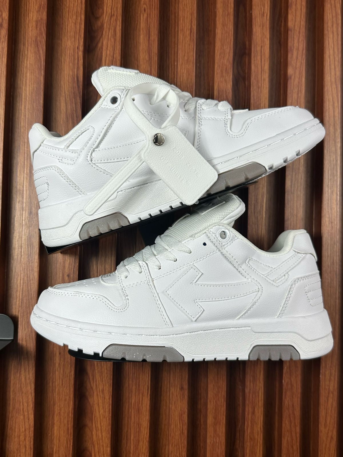 OFF-WHITE  BLANCO