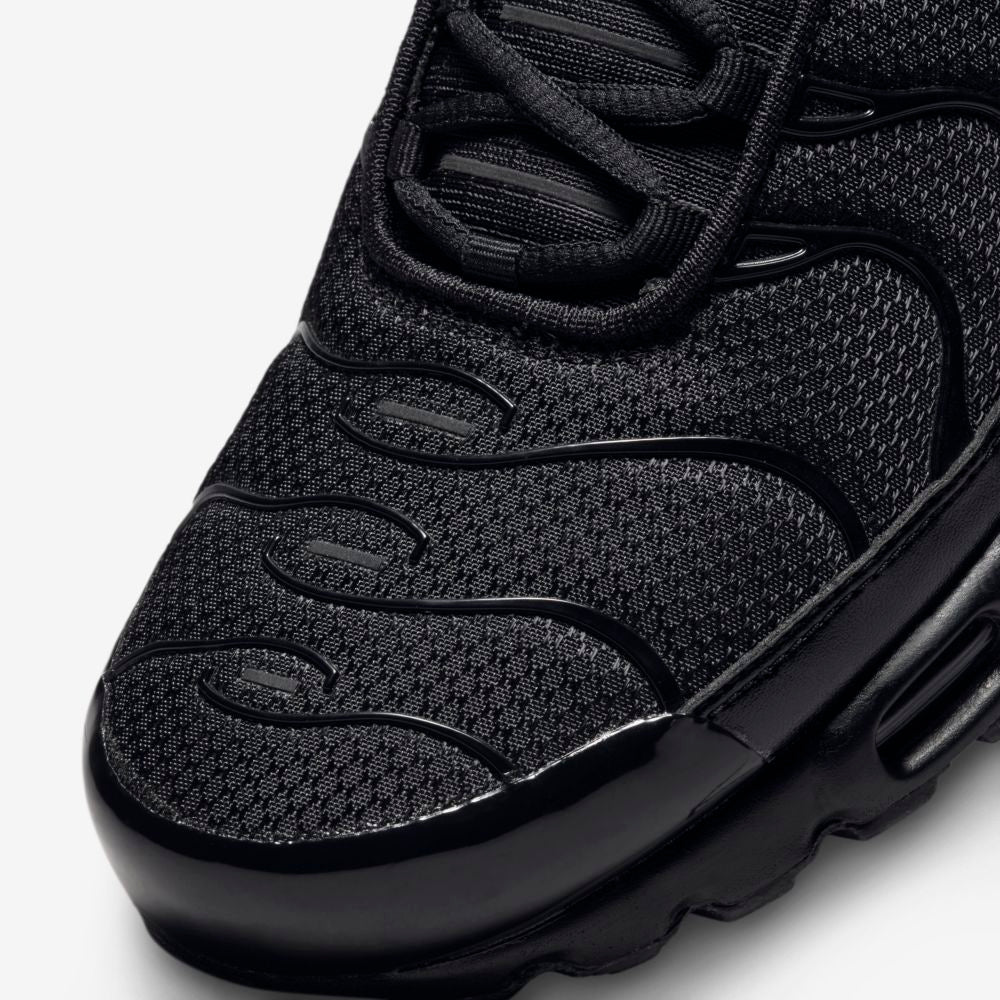 NIKE TN NEGRO