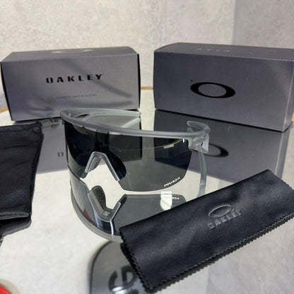 GAFAS OAKLEY NEGRA