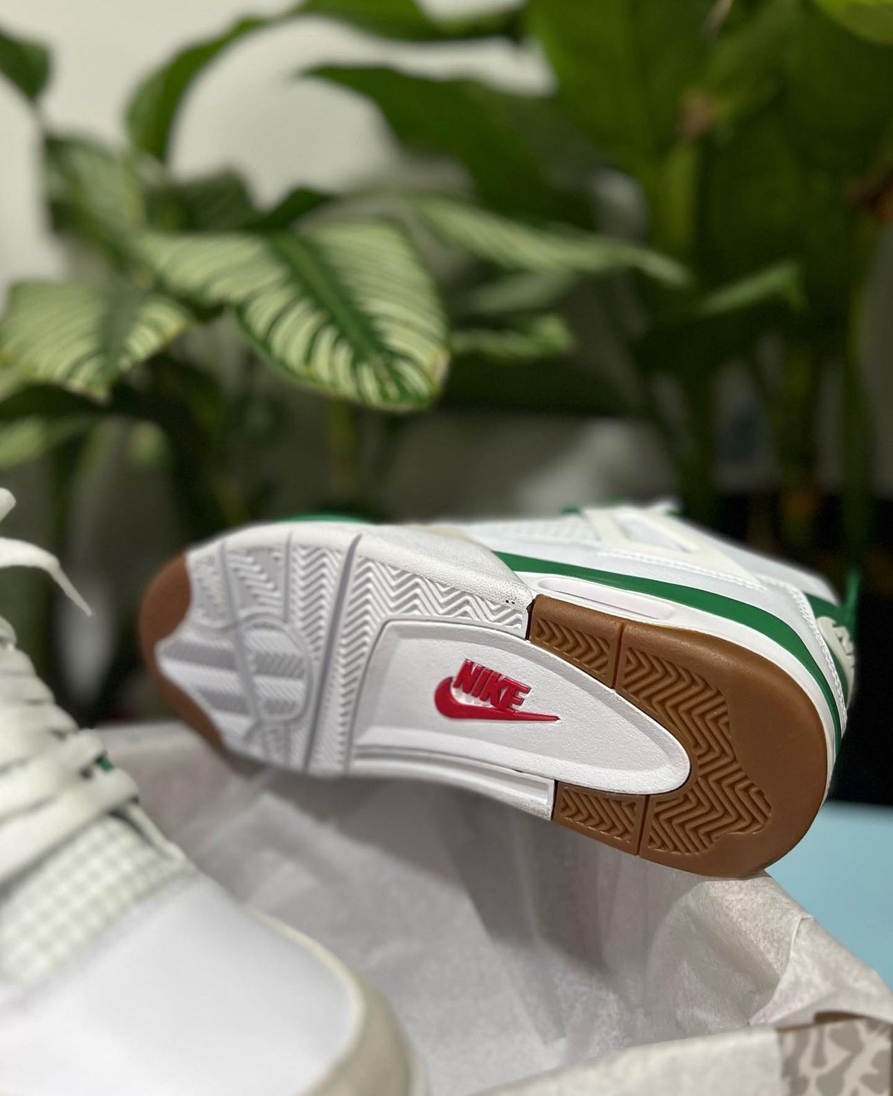 JORDAN RETRO 4 BLANCO - VERDE