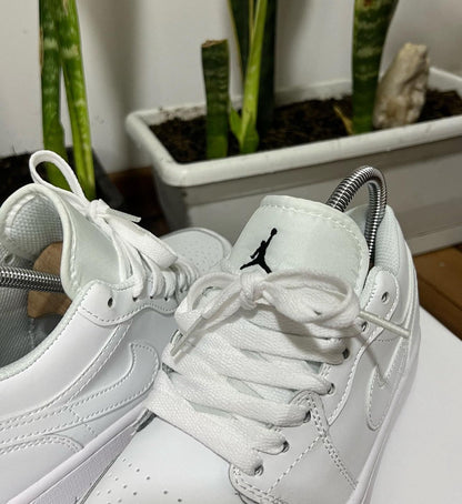 NIKE JORDAN BLANCO