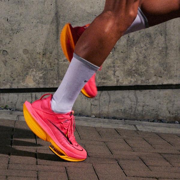 ZAPATOS PARA RUNNING NIKE ALPHAFLY NEXT 2 ROSADO