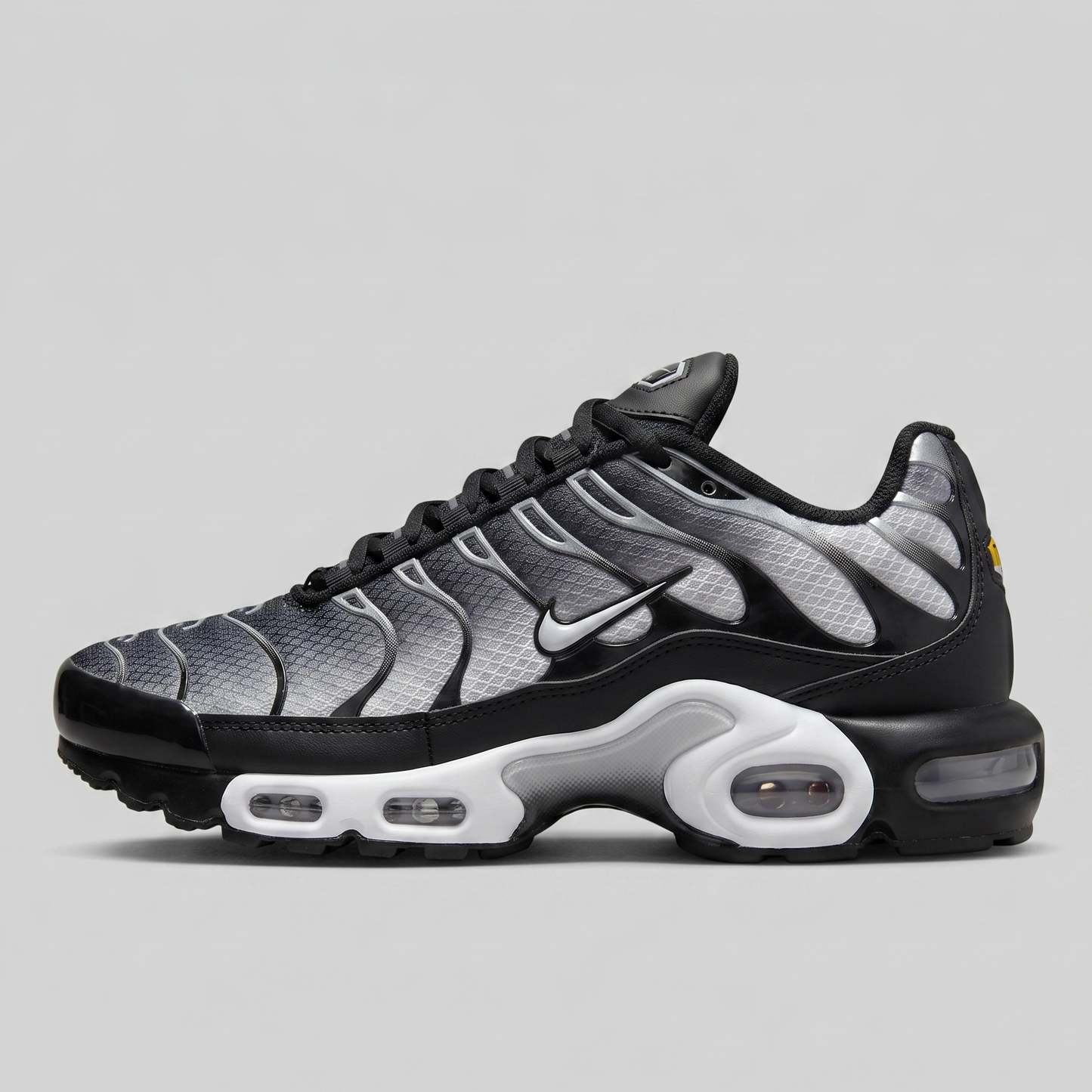 NIKE TN NEGRO - BLANCO
