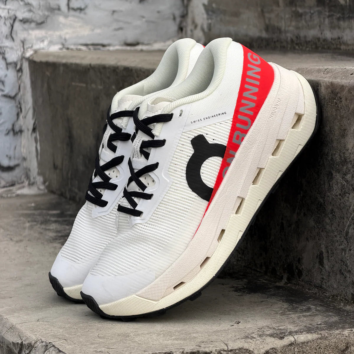 ON RUNNING ULTRA BLANCO ROJO