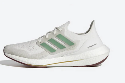 ULTRABOOST LIGHT BOOST